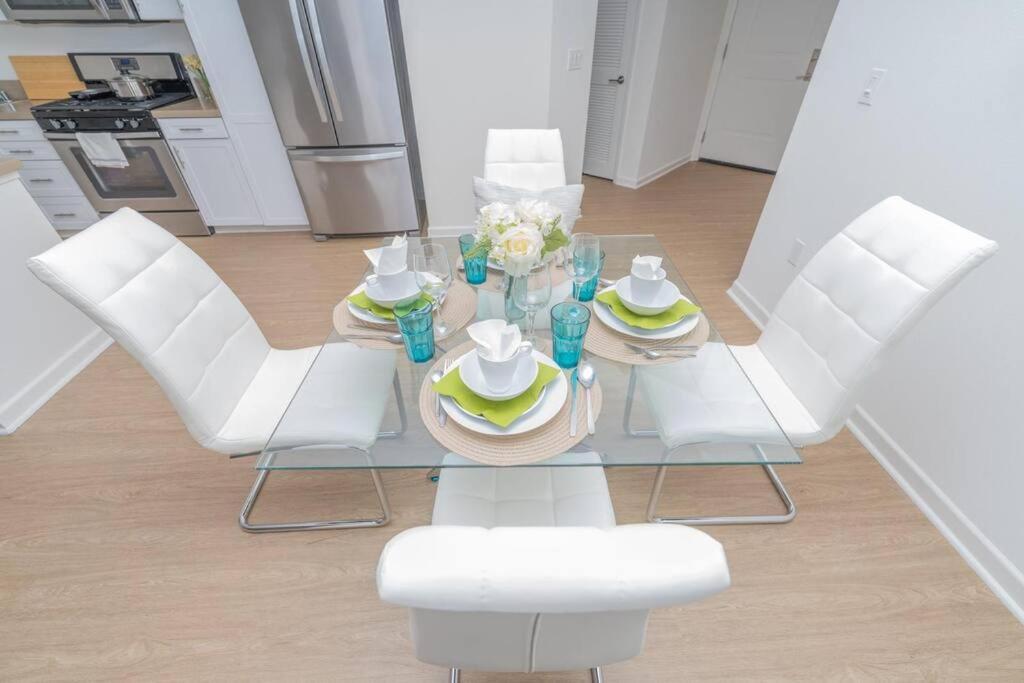 אנהיים Amazing 2 Bedroom 7 Min From Disneyland W Free Parking מראה חיצוני תמונה