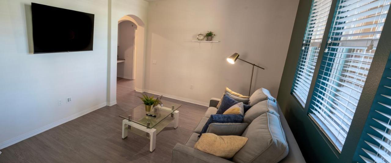 אנהיים Amazing 2 Bedroom 7 Min From Disneyland W Free Parking מראה חיצוני תמונה